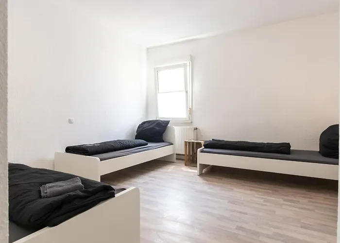 Monteurwohnung Für 6 Personen In Zentraler Lage Apartamento *