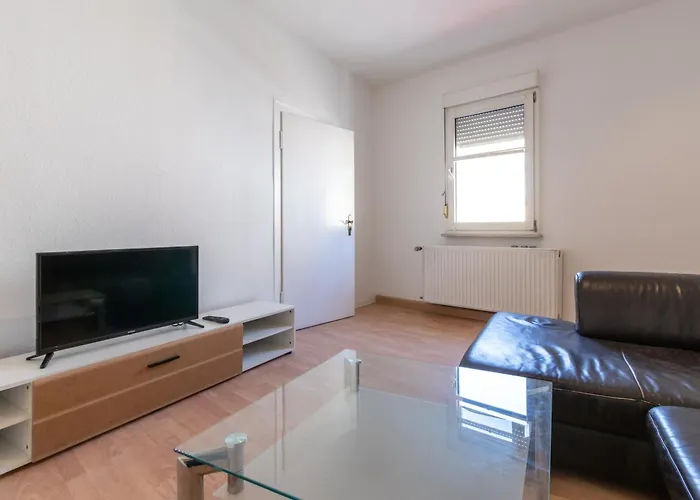 Monteurwohnung Für 6 Personen In Zentraler Lage