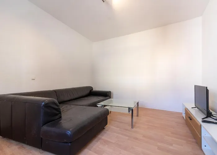 Monteurwohnung Für 6 Personen In Zentraler Lage